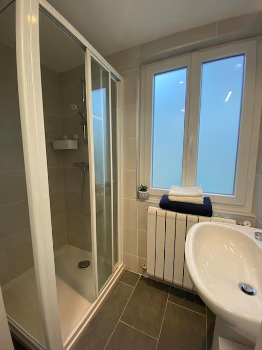 Maison De Charme - 4 Chambres - Courette & Parking Gratuit Amiens Buitenkant foto